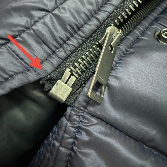 Burberry Sz S Puffer Goose Down Coat Jacket Hood ( Flaw ! ) - Picture 7 of 15